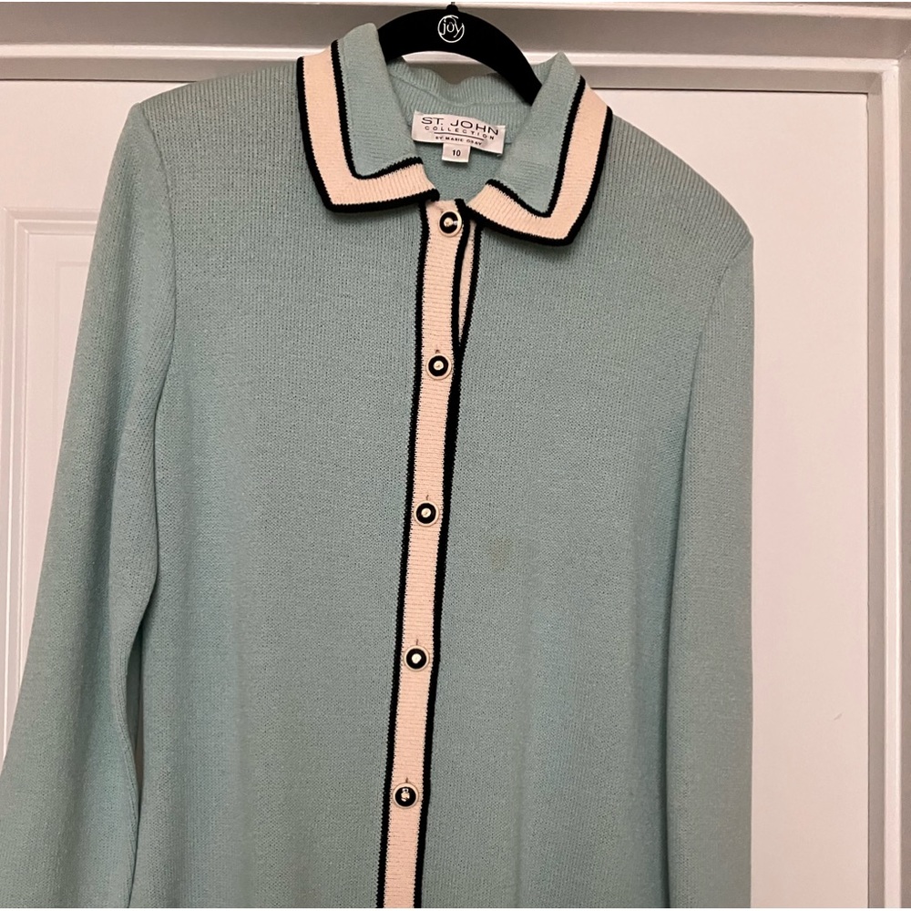 Adorable St John Sweater
